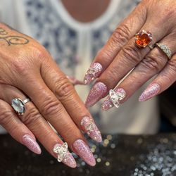 US Nails - Fullset Acrylic Nail Art by MiMi I really love my nails today Mimi she did a great job you can find her at us Nails