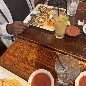 Veracruz Cafe - Not sure what this entree is but he cleaned the plate. :-) - Mexican Near Me - Cedar Hill, Texas