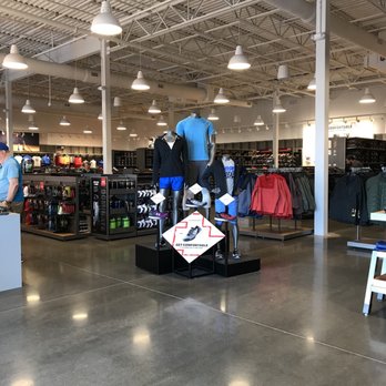Under Armour Factory House - Sports Wear Near Me - Lancaster, Pennsylvania