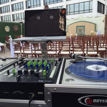 Dj Soosk - Sound check!? Rooftop venue DTLA wedding. - DJs Near Me Dj Soosk - Sound check!? Rooftop venue DTLA wedding. - DJs Near Me