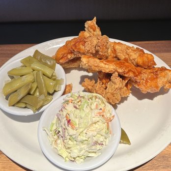 Cheddar's Scratch Kitchen - Chicken Tender Platter (No. 8 Special) perfectly crispy on the outside and tender and juicy on the inside. - American Near Me - Albuquerque, New Mexico