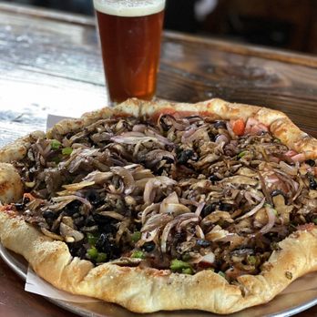 Krootz Brewing Company - Meat lovers pizza - Brewpubs Near Me - Gainesville, Texas