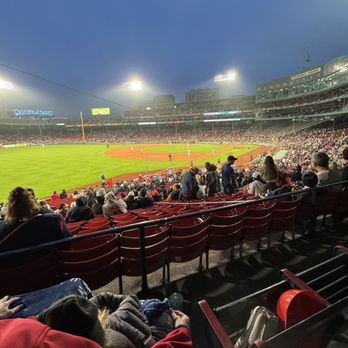 Fenway Park - Stadiums & Arenas Near Me - Boston, Massachusetts Fenway Park - Stadiums & Arenas Near Me - Boston, Massachusetts
