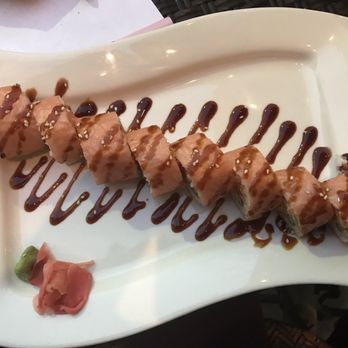 Manu's Tapas Bar & Sushi Lounge - Pink Lady Sushi Roll - Sushi Bars Near Me - Newark, New Jersey