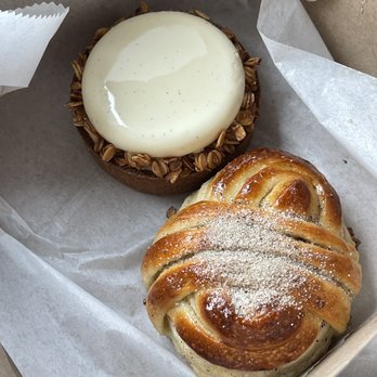 La Cabra - Bakeries Near Me - New York, New York