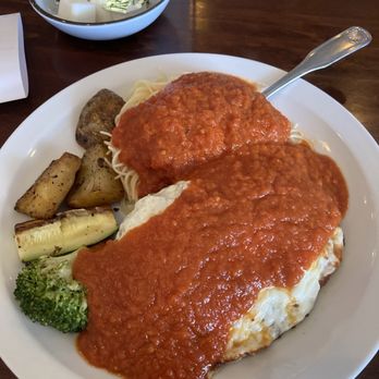 New York Pizza - Chicken parm lunch special for around - Italian Near Me - Irving, Texas
