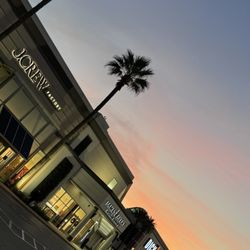Meyerland Plaza - Happy Thanksgiving. A beautiful sunset.