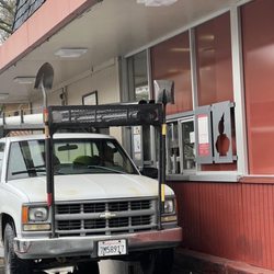 Jack in the Box - Drive thru open while dining room closed.