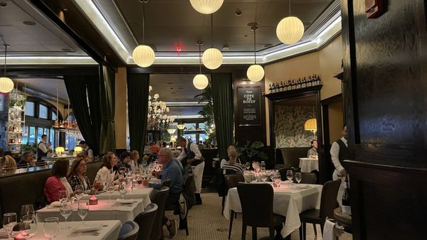 Mon Ami Gabi by null