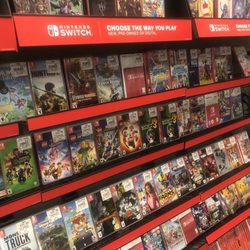 GameStop - Games!!!