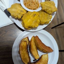 Tropical Vibes &Grille - Deep fried jack fruit, plantains