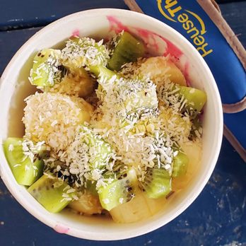 Backyard Bowls - Pitaya bowl - Juice Bars & Smoothies Near Me - Santa Barbara, California Backyard Bowls - Pitaya bowl - Juice Bars & Smoothies Near Me - Santa Barbara, California