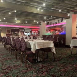 Mediterranean Room - Celebration dinner as a birthday party or an anniversary in the Mediterranean room at the Duck football Inn