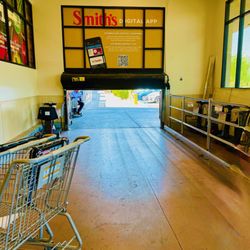 Smith's - Only two carts that are STUCK together. You have to go back to parking lot to find a cart.