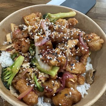 CHI FAN - Asian Fusion Near Me - Madison Heights, Michigan CHI FAN - Asian Fusion Near Me - Madison Heights, Michigan