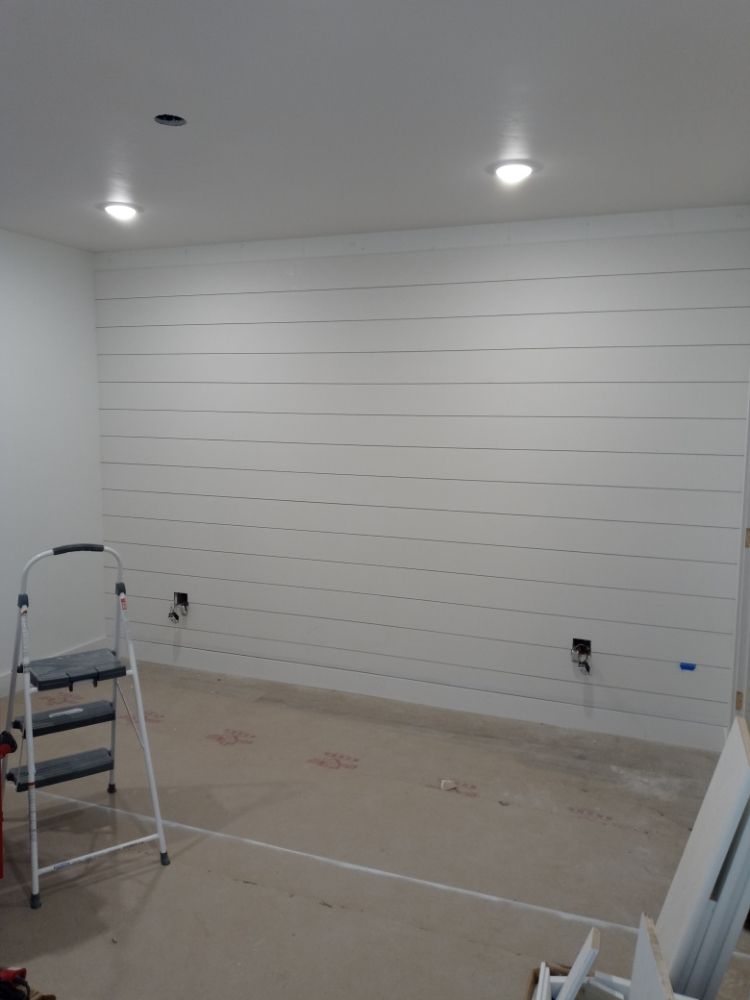 Slide of Trav's Handyman Service