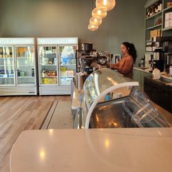 Shore Cafe - Coffee counter