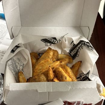 Mountain Mike's Pizza - Plain fries not loaded fries - Pizza Near Me - Lodi, California