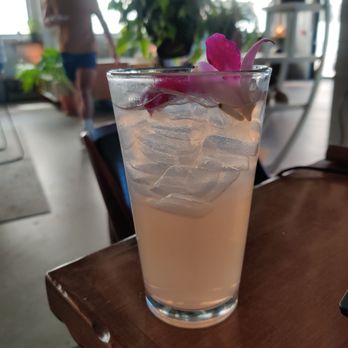 Parlor Public House - Strawberry lemonade 3 - Coffee & Tea Near Me - Indianapolis, Indiana