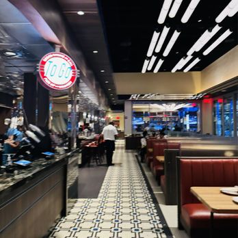 Silver Diner - New American Near Me - National Harbor, Maryland Silver Diner - New American Near Me - National Harbor, Maryland