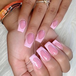 Nail Lounge