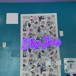 Eliza Jane’s BakeShop - Signage above the display