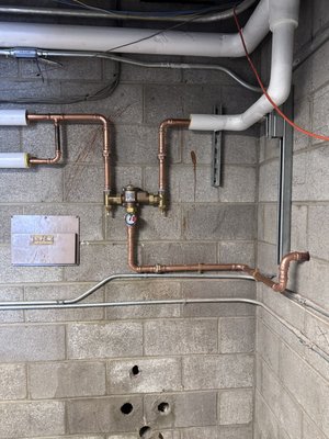 Edge Plumbing Logo