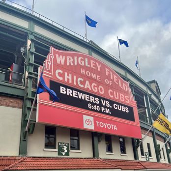 Wrigley Field - Stadiums & Arenas Near Me - Chicago, Illinois