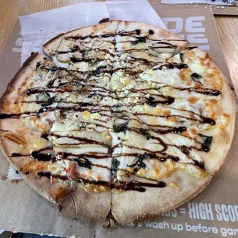 Cidercade Austin - Pear and prosciutto pizza on a gluten-free crust - Pizza Near Me - Austin, Texas