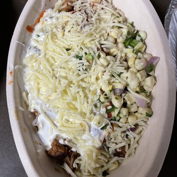 Chipotle Mexican Grill - Fast Food Near Me - Vista, California