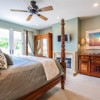 Real Estate Photo - Photo used to promote Grasons Co South Bay Los Angeles estate sale - Real Estate Photography Near Me Real Estate Photo - Photo used to promote Grasons Co South Bay Los Angeles estate sale - Real Estate Photography Near Me