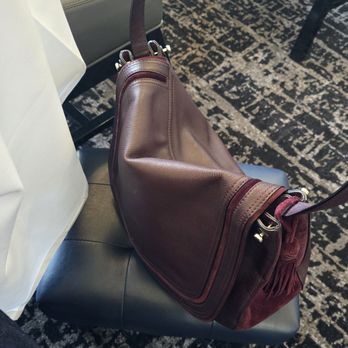 Ms Jane's - They gave me a seat for my bag - Wine Bars Near Me - Fife, Washington
