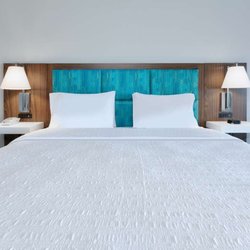 Hampton Inn Biloxi - Guest room