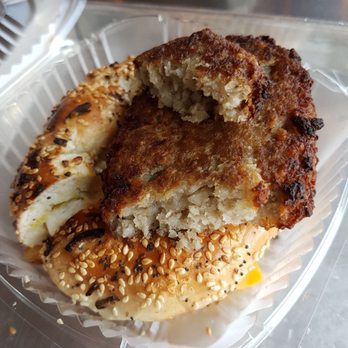 Kettlemans Bagel - Breakfast bagel that comes with a hashbrown - Bagels Near Me - Ottawa, Ontario Kettlemans Bagel - Breakfast bagel that comes with a hashbrown - Bagels Near Me - Ottawa, Ontario