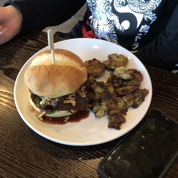 Wild Thyme Bistro - Big Sexy Burger - New American Near Me - Kanab, Utah