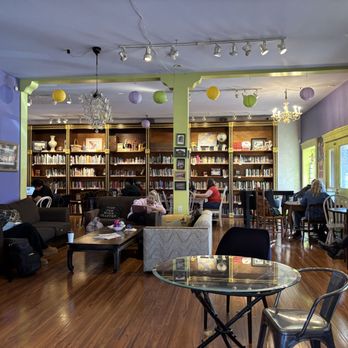 Protagonist Cafe - Coffee & Tea Near Me - St. Louis, Missouri