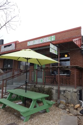 Neal's Deli by null