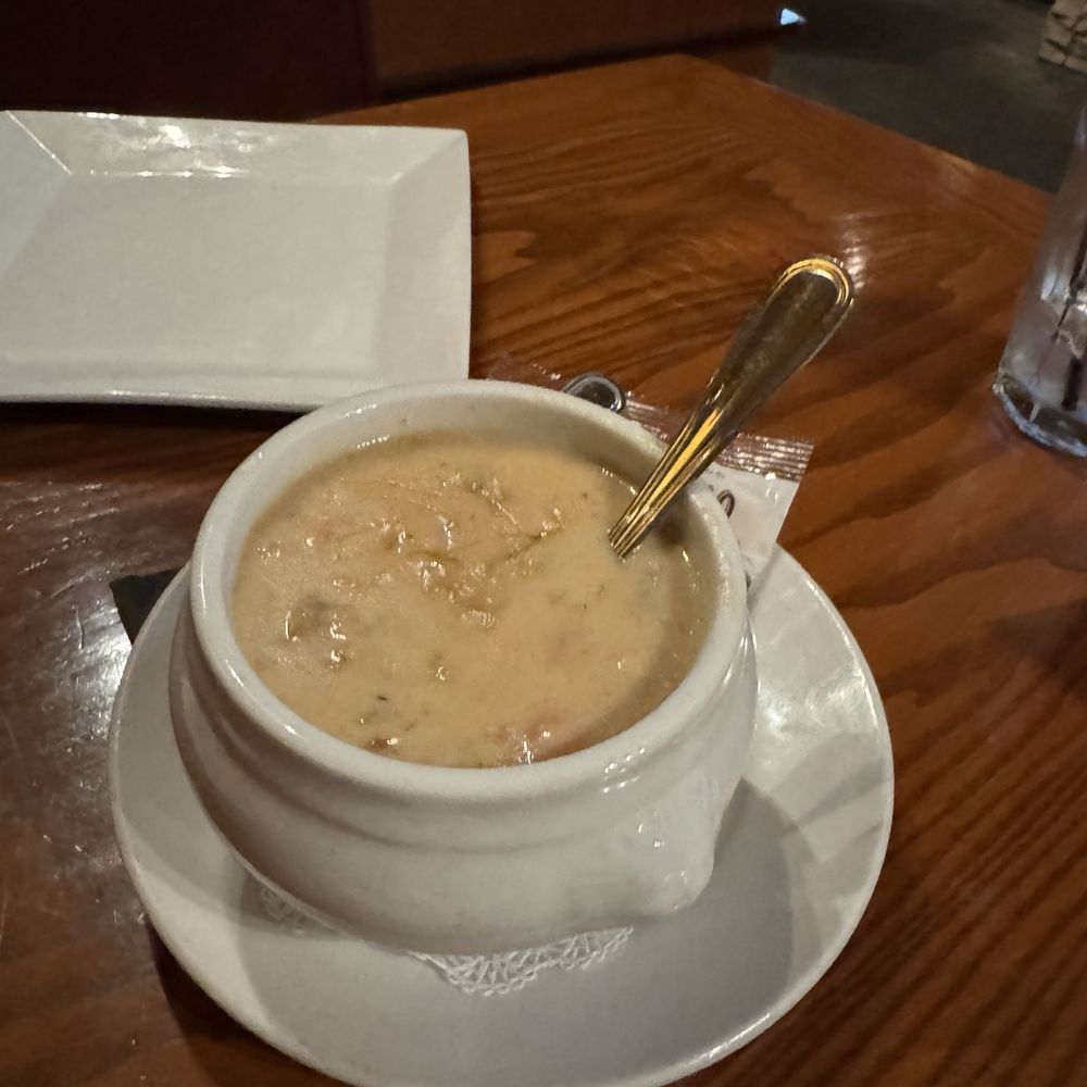 Cedar Creek Inn - clam chowder - New American Near Me - Brea, California Cedar Creek Inn - clam chowder - New American Near Me - Brea, California
