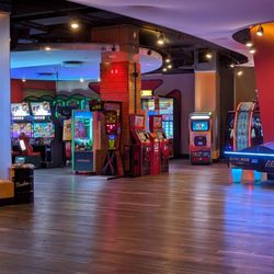Bowlero Anaheim - Arcade game area for the kiddos