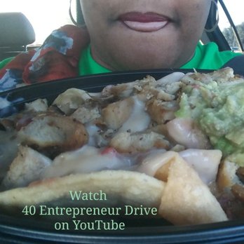 El Pollo Loco - Chicken nachos with pinto beans. Cheese sauce, pico de gallo, sour cream, guacamole. - Fast Food Near Me - Hurst, Texas El Pollo Loco - Chicken nachos with pinto beans. Cheese sauce, pico de gallo, sour cream, guacamole. - Fast Food Near Me - Hurst, Texas
