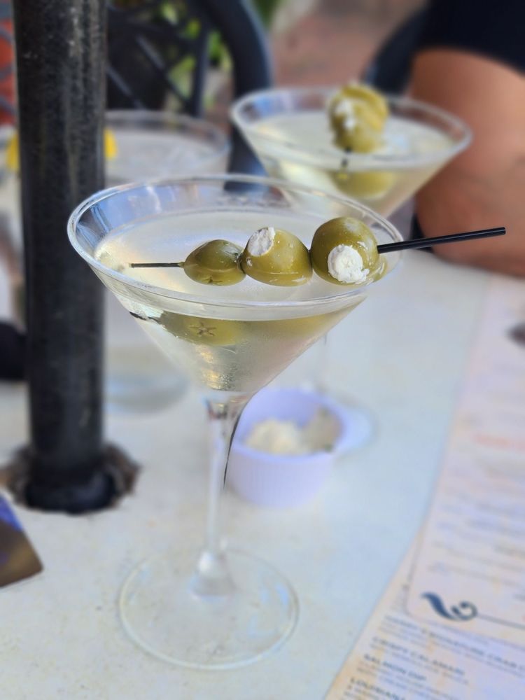 Harry's Seafood Bar and Grille