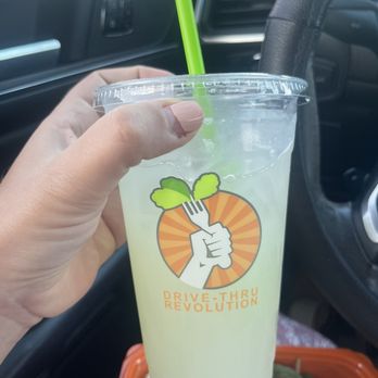 Salad and Go - Regular lemonade (24 oz!) - Salad Near Me - League City, Texas Salad and Go - Regular lemonade (24 oz!) - Salad Near Me - League City, Texas