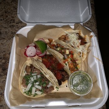 El Lechon - Food Trucks Near Me - Commerce City, Colorado