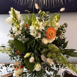 Simply Roses - Bridal bouquet 5 days after wedding