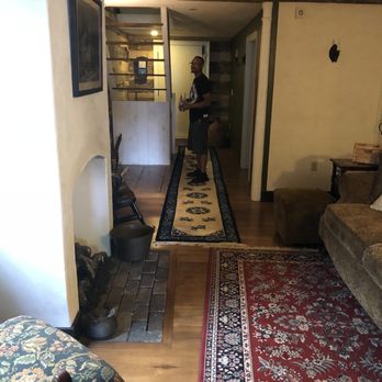 Heslet House - Bed & Breakfast Near Me - Ambridge, Pennsylvania