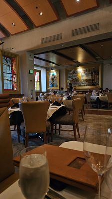 Eddie Merlot's by null