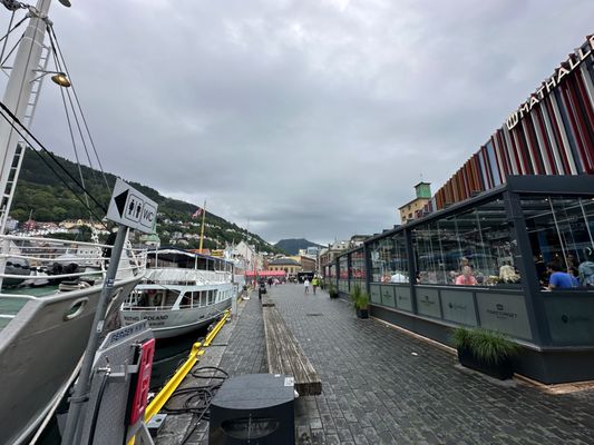 Fjellskål Seafood Restaurant by null