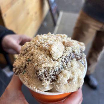 The Scoop N Scootery - HAVANA BANANA (YO) - Ice Cream & Frozen Yogurt Near Me - Allston, Massachusetts