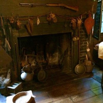 Behind The Fence Bed and Breakfast - Hotels Near Me - Brandon, Florida