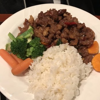 Mandarin Grill & Sushi Bar - Asian Fusion Near Me - Clive, Iowa